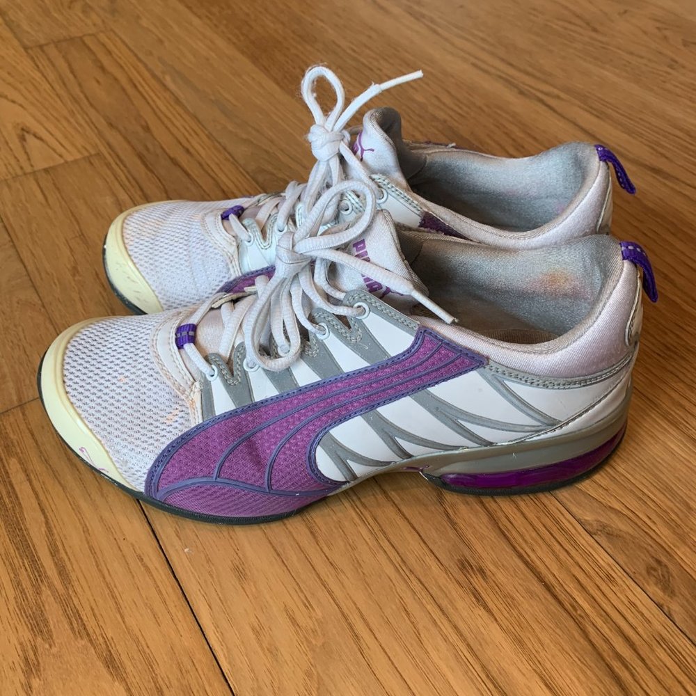 PUMA Plum Purple and White Athletic Shoes - Size Women's 9 1/2